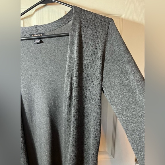 Bydesign Light Weight Cardigan Gray Open Front Size M No Pockets No Buttons - Picture 8 of 12